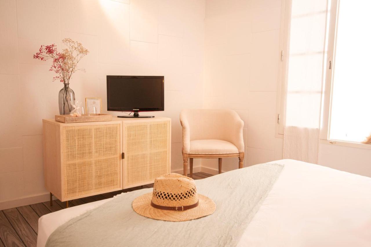 971 Con Encanto Hotel
